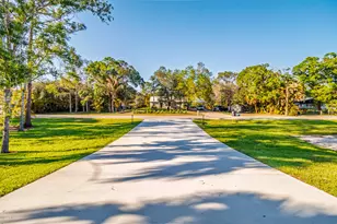 17602 63rd N, The Acreage, FL 33470 - Photo 16
