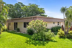 6207 Jacaranda Cir, Tamarac, FL 33319 - Photo 38