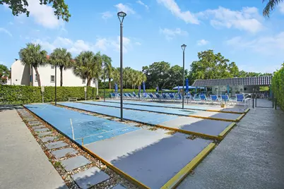 211 S Hollybrook Drive #107, Pembroke Pines, FL 33025 - Photo 18
