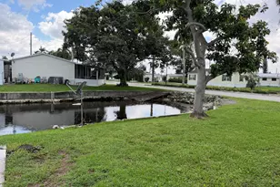1801 SW 84th Ave, Davie, FL 33324 - Photo 14