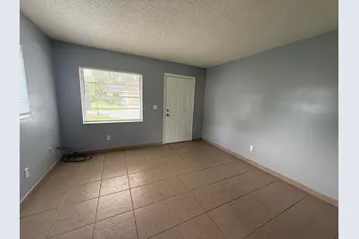 5006 Sanibel Avenue, Fort Pierce, FL 34951 - Photo 4