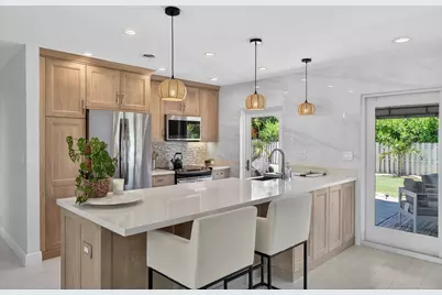 4800 NE 15th Terrace, Oakland Park, FL 33334 - Photo 6
