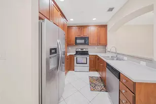6603 Catalina Ln, Tamarac, FL 33321 - Photo 4