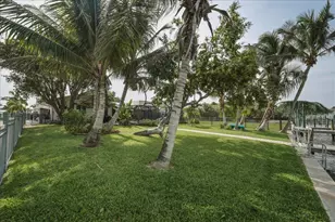 309 Fernandina St, Hutchinson Island, FL 34949 - Photo 44