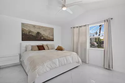 249 NW 48th Avenue, Deerfield Beach, FL 33442 - Photo 16