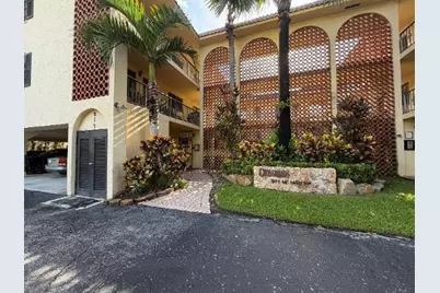 917 NE 16th Avenue #1, Fort Lauderdale, FL 33304 - Photo 2