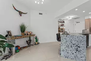 347 N New River Dr E, Fort Lauderdale, FL 33301 - Photo 6