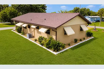 1095 Chobee Loop, Okeechobee, FL 34974 - Photo 4