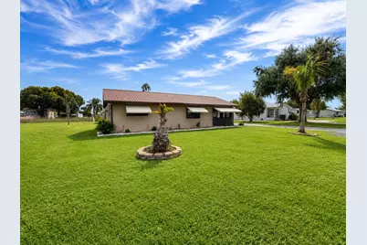 1095 Chobee Loop, Okeechobee, FL 34974 - Photo 2
