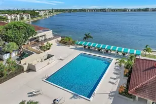 110 Lake Emerald Dr, Oakland Park, FL 33309 - Photo 12