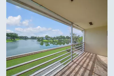 43 Berkshire B, West Palm Beach, FL 33417 - Photo 18