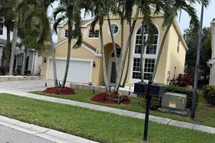 307 Berenger Walk, Royal Palm Beach, FL 33414 - Photo 2