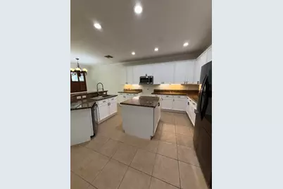 307 Berenger Walk, Royal Palm Beach, FL 33414 - Photo 10