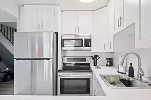 2015 NW 37th Terrace NW, Lauderdale Lakes, FL 33311 - Photo 20