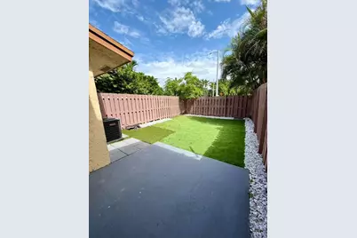 7745 Balboa Street, Sunrise, FL 33351 - Photo 16
