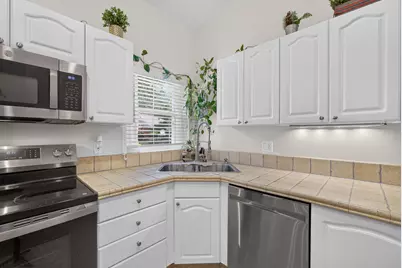 8058 Via Hacienda, Riviera Beach, FL 33418 - Photo 22