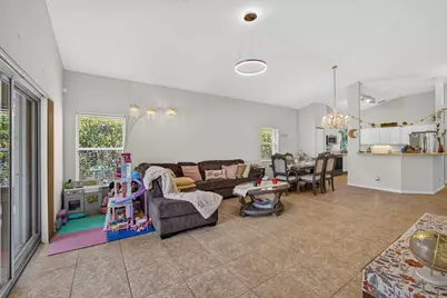 8058 Via Hacienda, Riviera Beach, FL 33418 - Photo 30