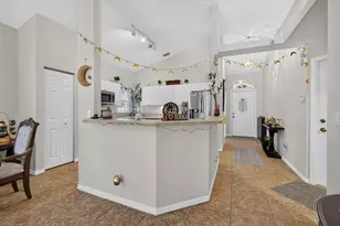 8058 Via Hacienda, Riviera Beach, FL 33418 - Photo 8