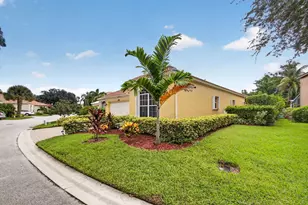 8058 Via Hacienda, Riviera Beach, FL 33418 - Photo 4