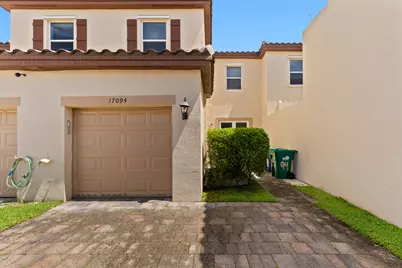 17094 SW 95th Terrace, Miami, FL 33196 - Photo 2