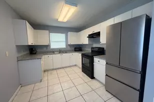 3282 NW 75th Way, Hollywood, FL 33024 - Photo 4