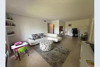 617 Sea Pine Way #E1, Greenacres, FL 33415 - Photo 2