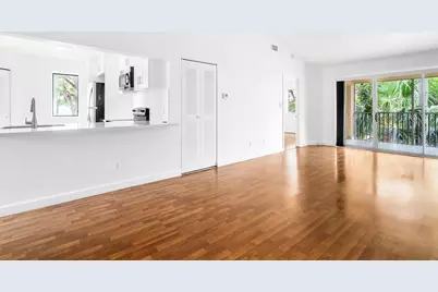 950 Coral Club Drive #950, Coral Springs, FL 33071 - Photo 2