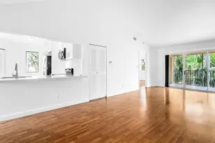 950 Coral Club Dr, Coral Springs, FL 33071 - Photo 2