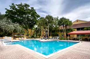 950 Coral Club Dr, Coral Springs, FL 33071 - Photo 26