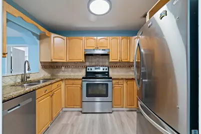 6767 Massachusetts Drive, Lake Worth, FL 33462 - Photo 8