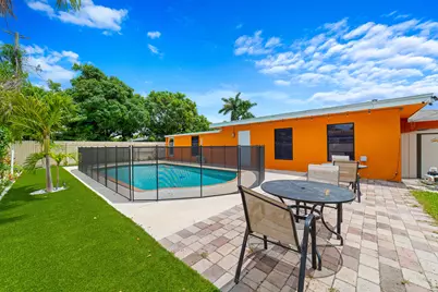 6767 Massachusetts Drive, Lake Worth, FL 33462 - Photo 20
