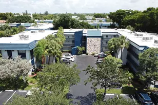 3180 Holiday Springs Blvd, Margate, FL 33063 - Photo 1