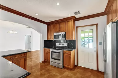 3311 SW 105th Court, Miami, FL 33165 - Photo 10