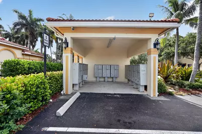 2823 S Evergreen Circle, Boynton Beach, FL 33426 - Photo 26