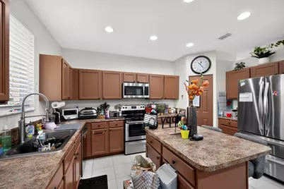 2823 S Evergreen Circle, Boynton Beach, FL 33426 - Photo 8
