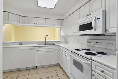 2730 Anzio Court #108, Palm Beach Gardens, FL 33410 - Photo 14