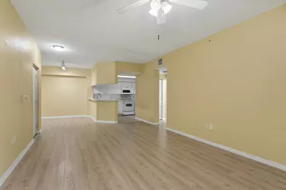 2730 Anzio Court #108, Palm Beach Gardens, FL 33410 - Photo 10