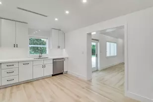 2665 Oak Dr, Palm Beach Gardens, FL 33410 - Photo 14