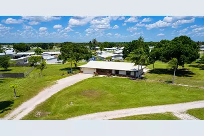 3856 SW 11th Avenue, Okeechobee, FL 34974 - Photo 2