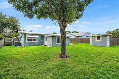 5709 SE Indigo Avenue, Stuart, FL 34997 - Photo 18