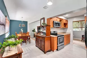13105 NE 13th Ave, North Miami, FL 33161 - Photo 6