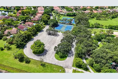 760 NW 41st Terrace, Deerfield Beach, FL 33442 - Photo 32