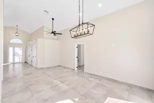 7369 Ashley Shores Cir, Lake Worth, FL 33467 - Photo 20