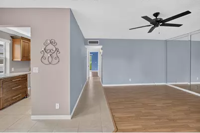 701 Burgundy O, Delray Beach, FL 33484 - Photo 6