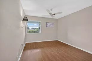 701 Burgundy O, Delray Beach, FL 33484 - Photo 12
