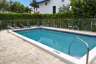 350 SW 8th St, Boca Raton, FL 33432 - Photo 24