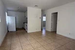 760 NW 4th St, Hallandale Beach, FL 33009 - Photo 4