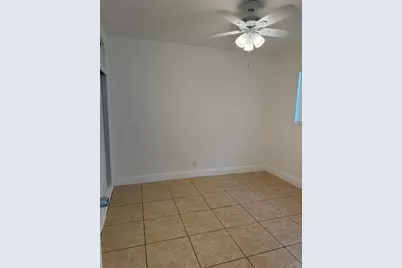 760 NW 4th Street #2, Hallandale Beach, FL 33009 - Photo 8