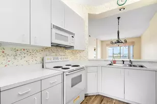 7904 Trent Dr, Tamarac, FL 33321 - Photo 6