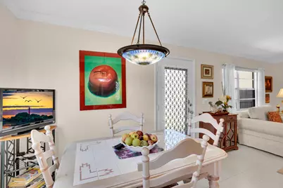 810 Burgundy Q, Delray Beach, FL 33484 - Photo 10